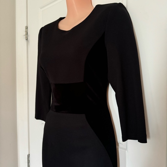 VINCE CAMUTO velvet trim dress in black - Picture 5 of 15